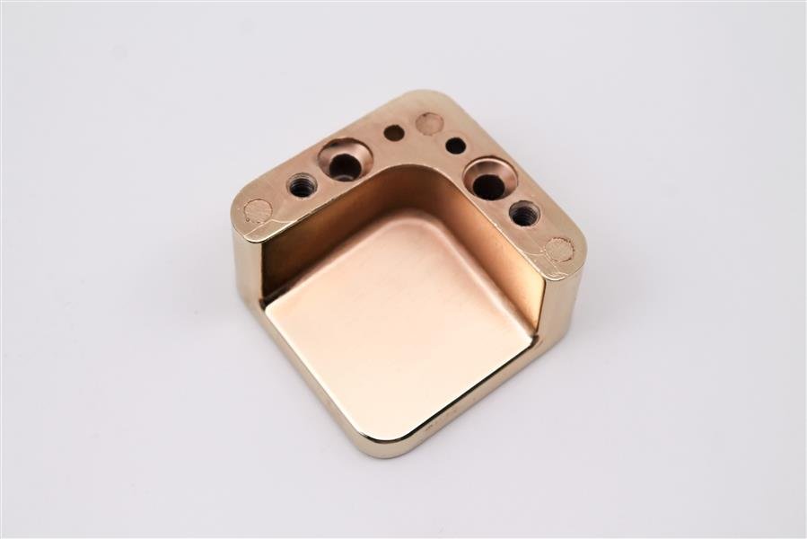 Gold & White Knob A05979 - LUXONAS