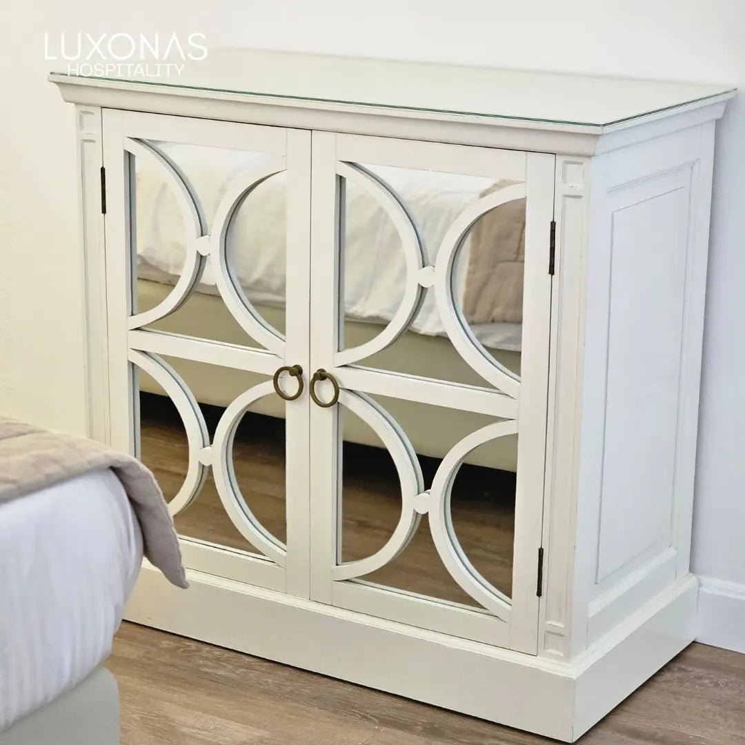 Osborne Hotel mirrored cabinet