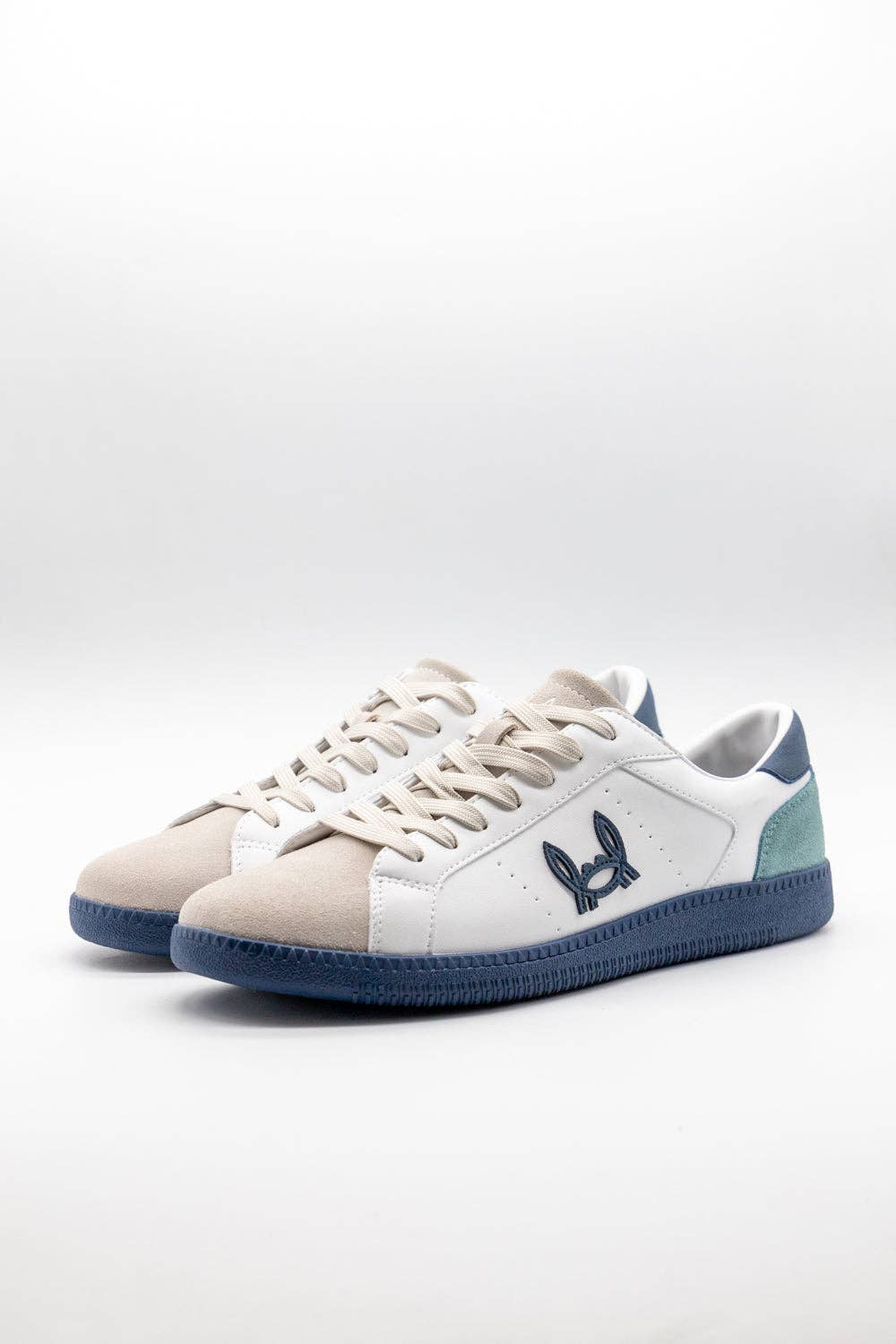White Low-Top Leather Sneakers with Contrasting Crab Motif | Duo