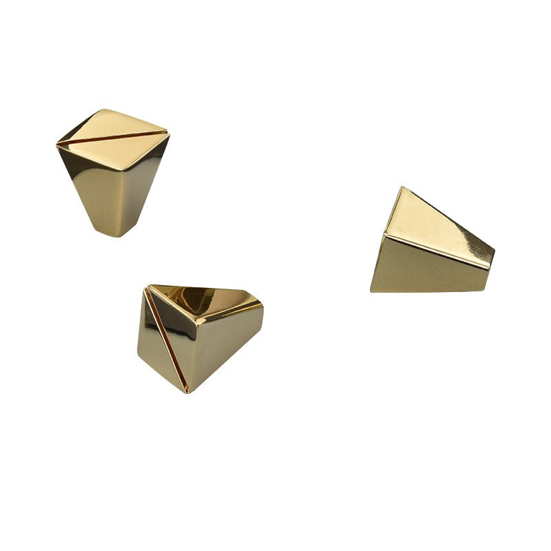 Knob 3668 Gold