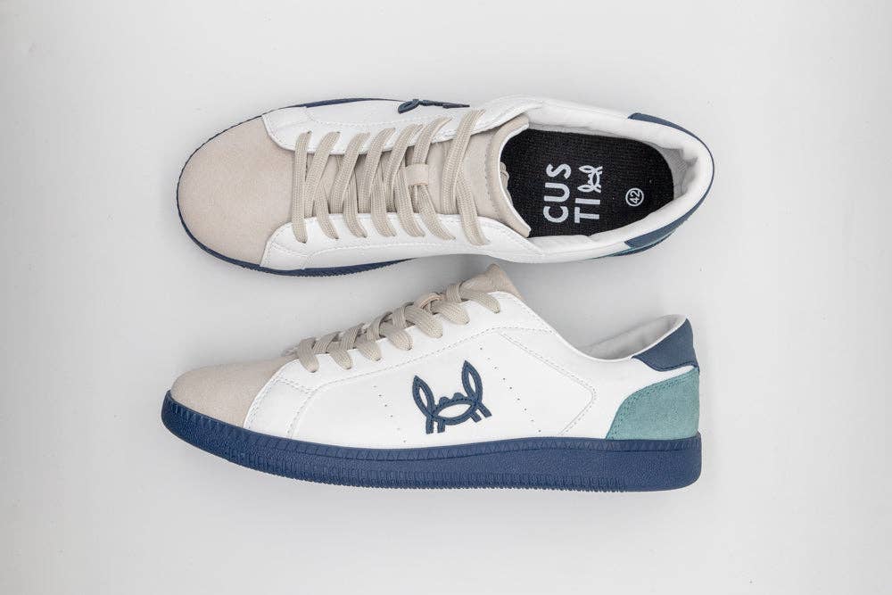 White Low-Top Leather Sneakers with Contrasting Crab Motif | Duo
