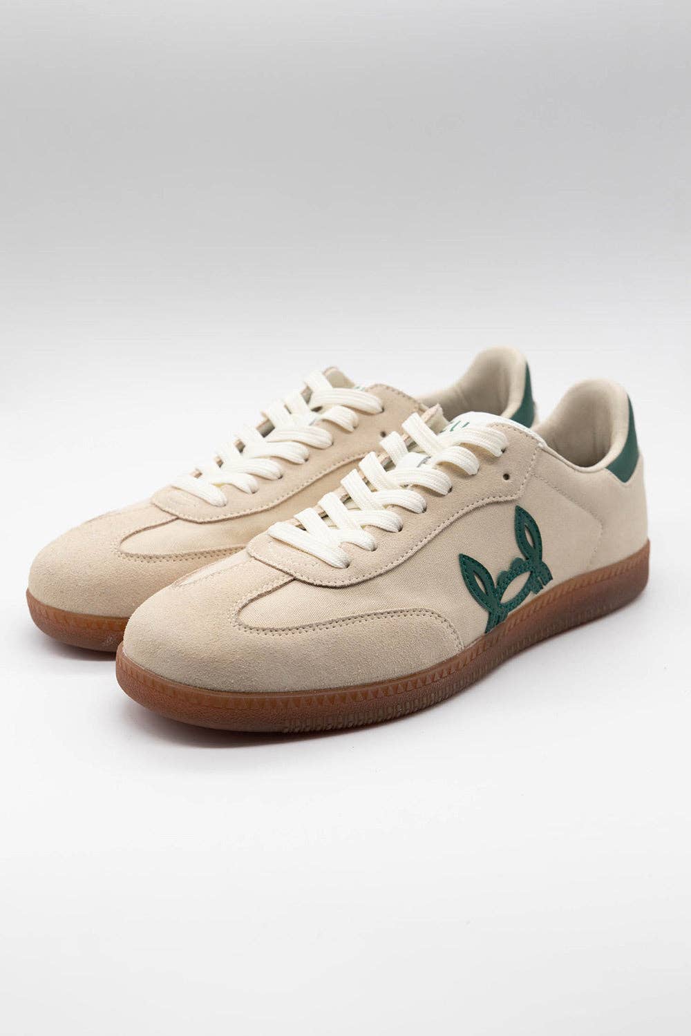 Light Beige Suede Casual Sneakers by Custi Mikelo with Interchangeable Laces