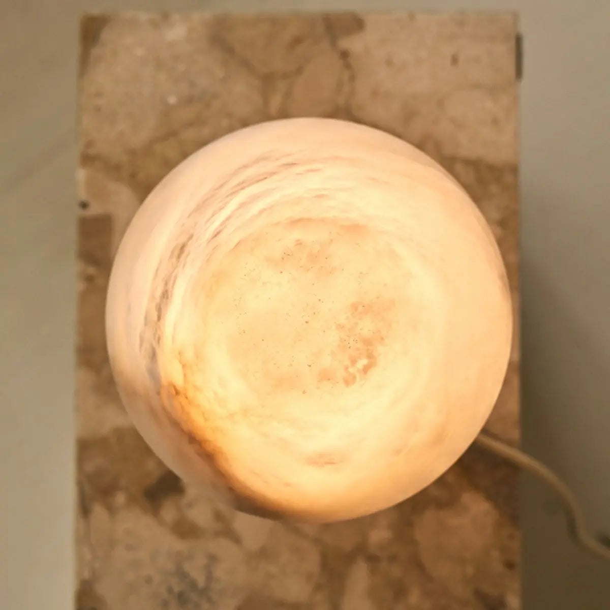 Alessandra Alabaster Lamp | Elegant Modern Lighting - LUXONAS HOME