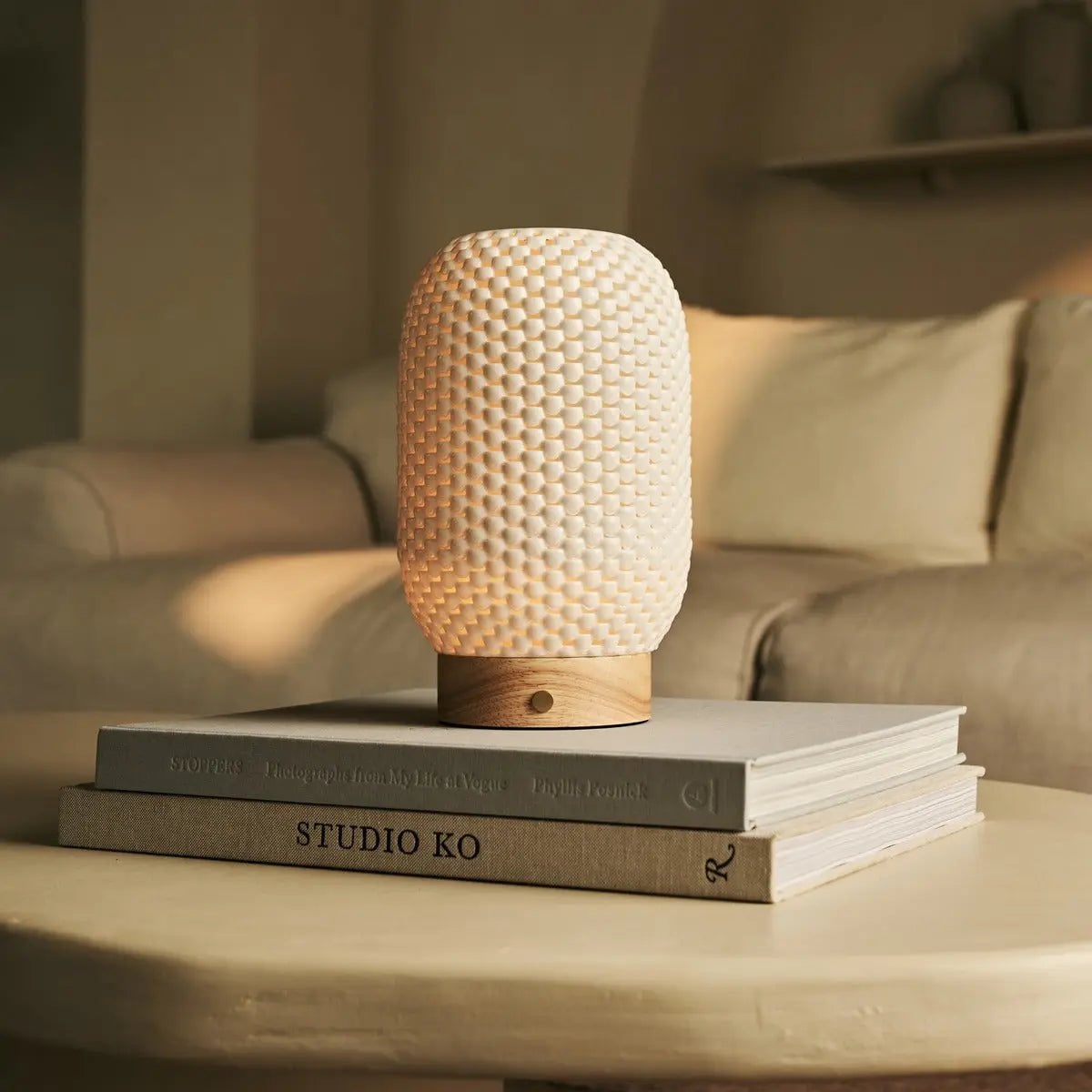 Aurora Light Brown Wooden Cordless Table Lamp | 3D - Printed Porcelain, Dimmable & Up to 100 Hours of Battery Life - LUXONAS HOME