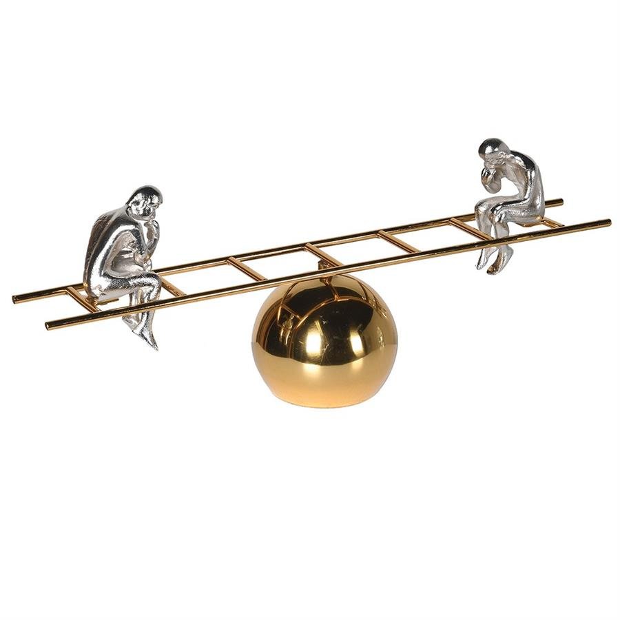 Balancing Act Figure - LUXONAS