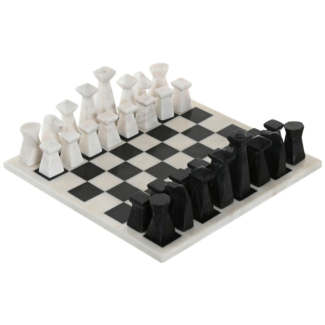 Black & White Marble Chess Set - LUXONAS