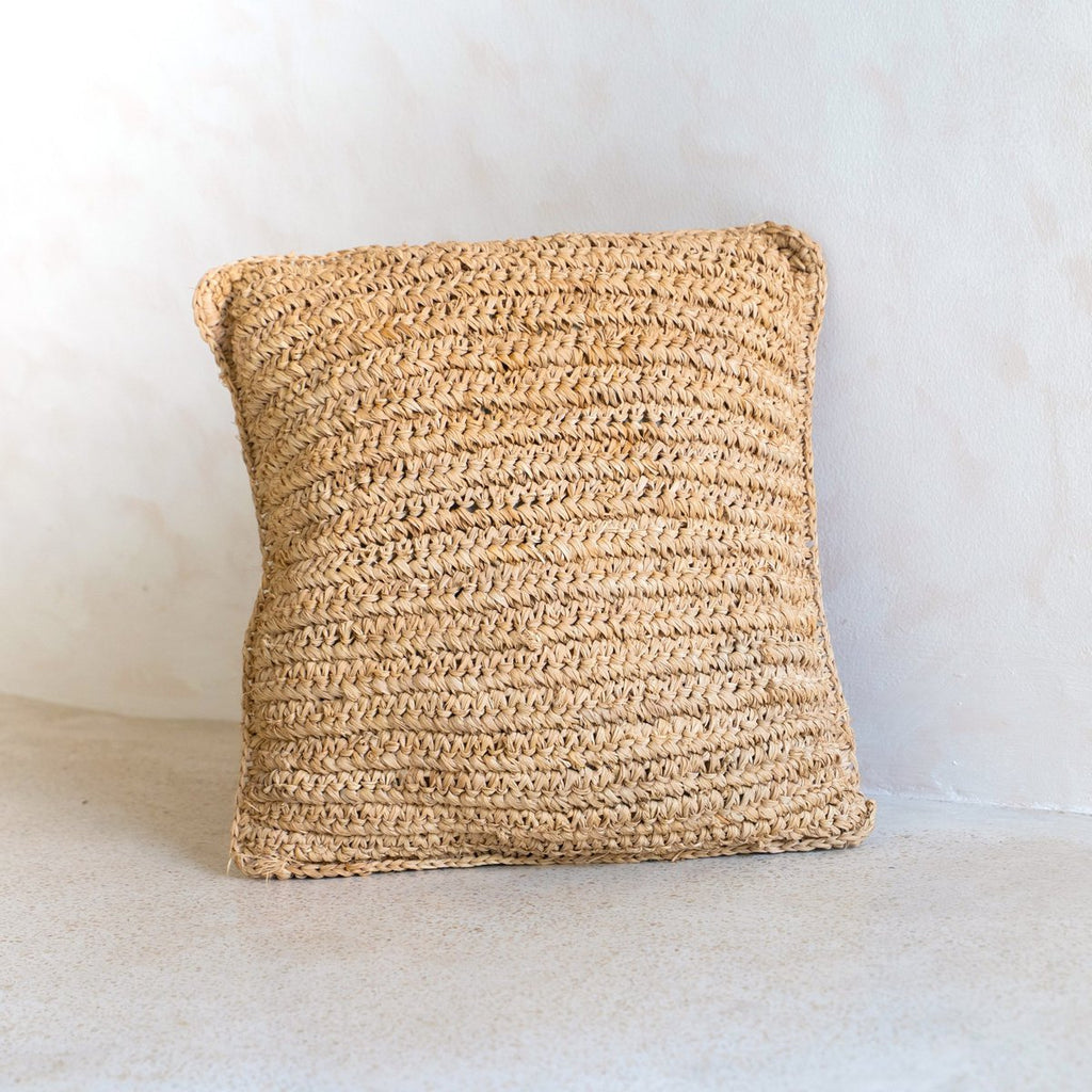 Boho Raffia Cushion – 40x40 cm Decorative Woven Cushion – Sofa Cushion – Natural Beige Square Pillow Handmade from Raffia JIWA - LUXONAS HOME
