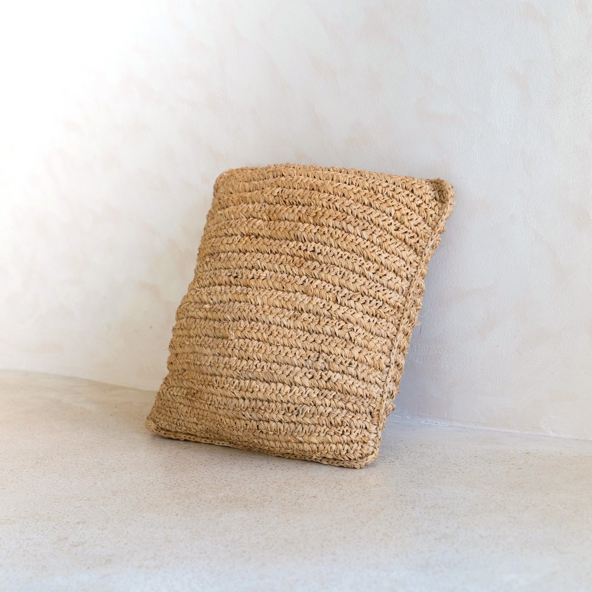 Boho Raffia Cushion – 40x40 cm Decorative Woven Cushion – Sofa Cushion – Natural Beige Square Pillow Handmade from Raffia JIWA - LUXONAS HOME
