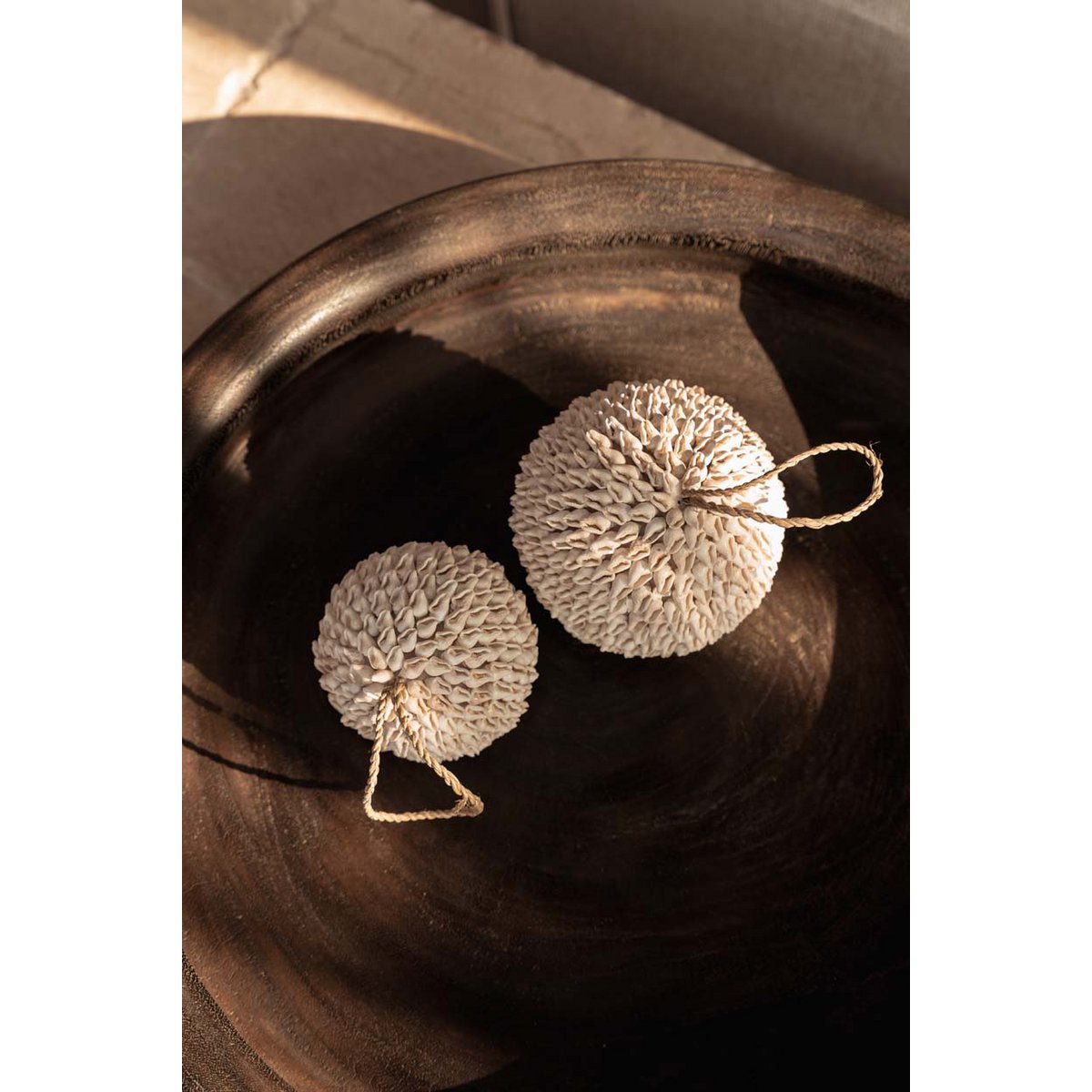 Bubble Shell Ball - White - M - LUXONAS HOME