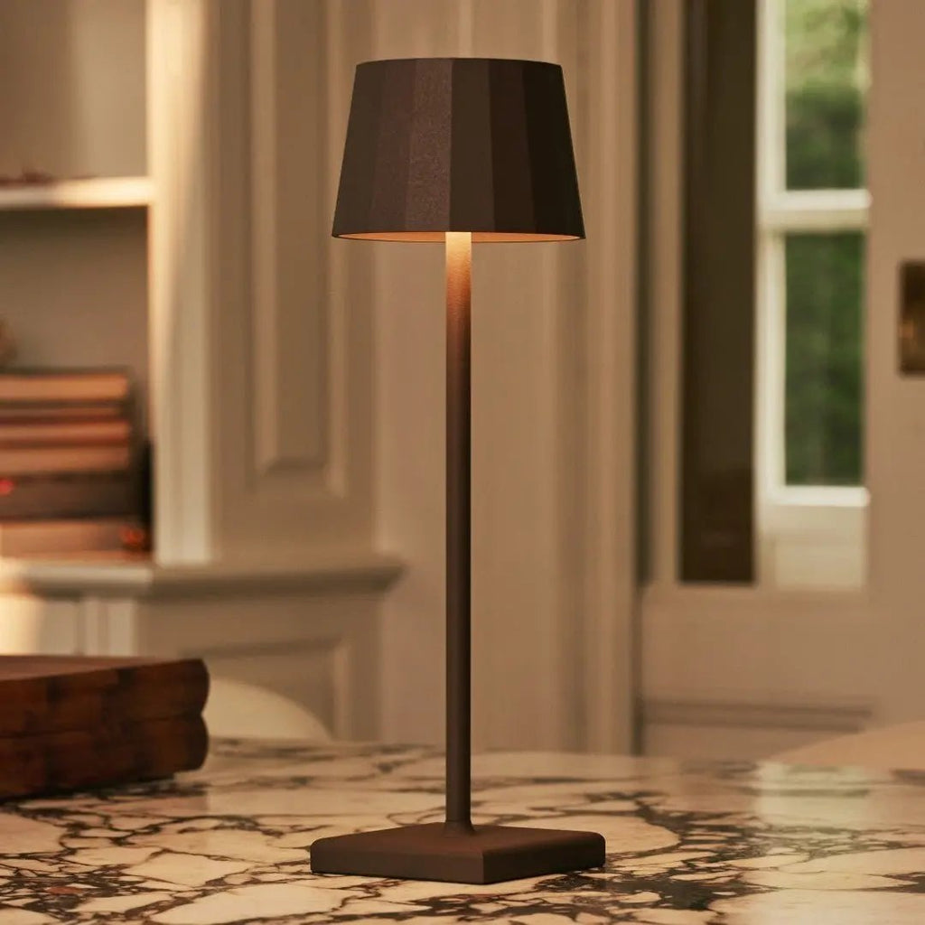 Combi Set Professional | 8 x Wouter Mocha Brown Rechargeable Table Lamps & 1 x Central StationCharging Station - LUXONAS HOME