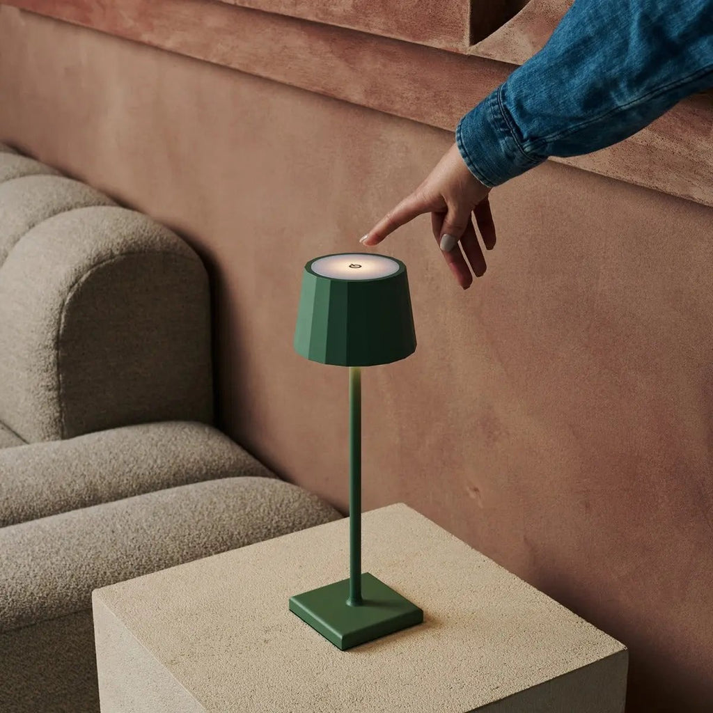 Combi Set Professional | 8 x Wouter Sage Green Rechargeable Table Lamps & 1 x Central Station Charging Station - LUXONAS HOME