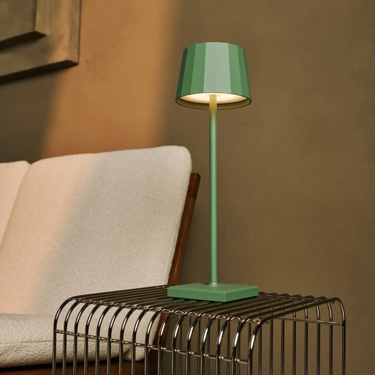 Combi Set Professional | 8 x Wouter Sage Green Rechargeable Table Lamps & 1 x Central Station Charging Station - LUXONAS HOME