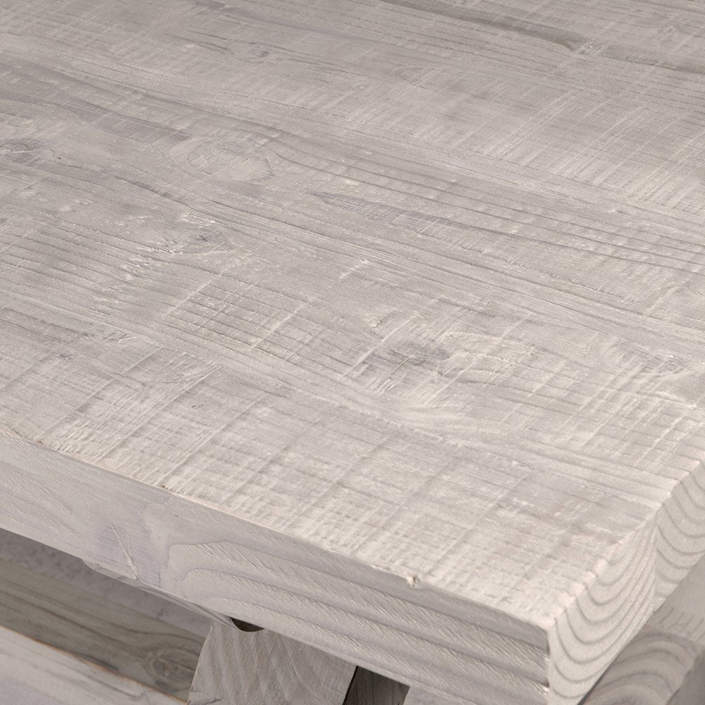 Curved Leg Dining Table – Elegant Pine Design for Modern Homes - LUXONAS
