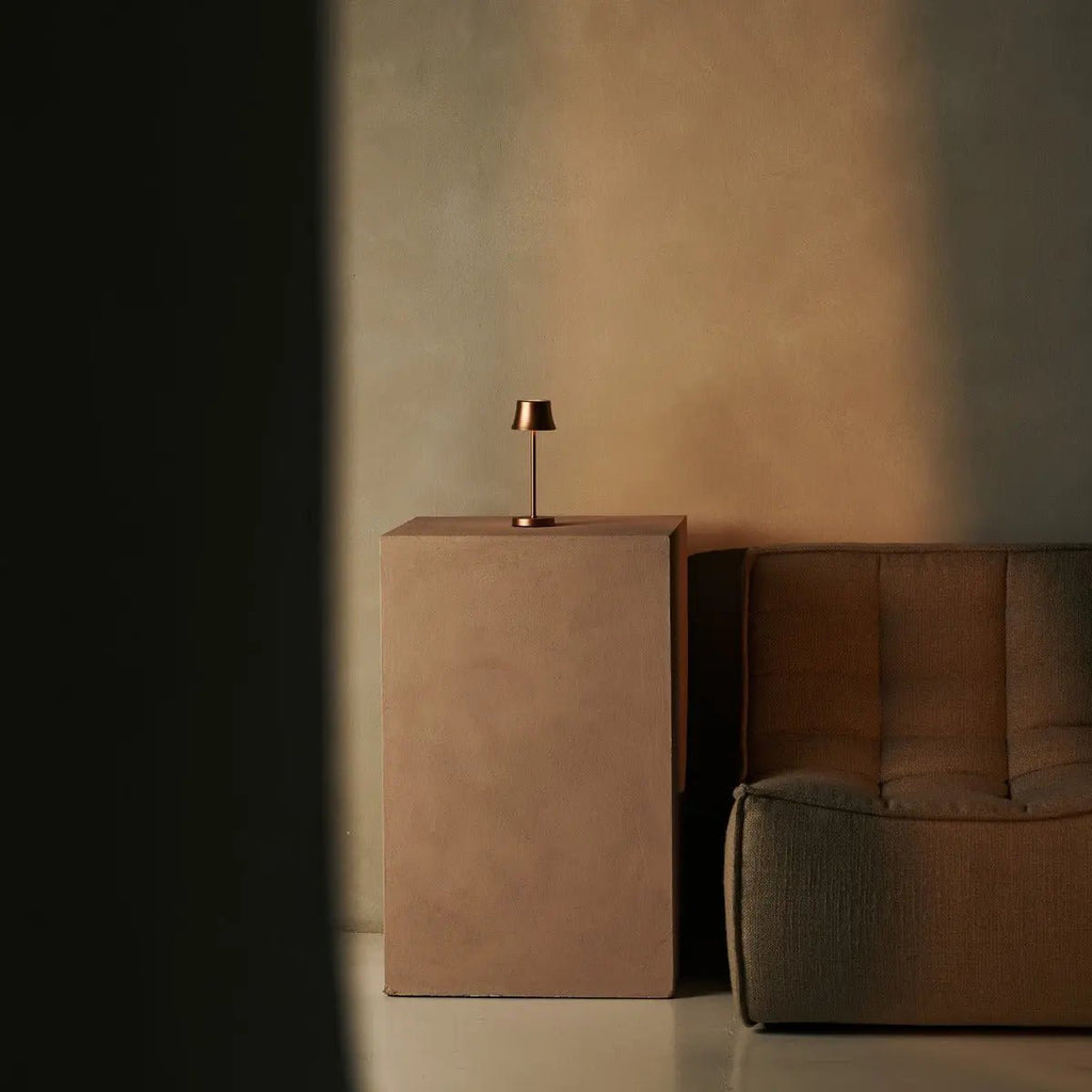 De Pijp Mini Copper Rechargeable Table Lamp | Wireless Charging & Dimmable - LUXONAS HOME
