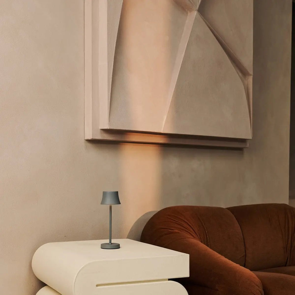 De Pijp Mini Mouse Grey Rechargeable Table Lamp | Wireless Charging & Dimmable - LUXONAS HOME