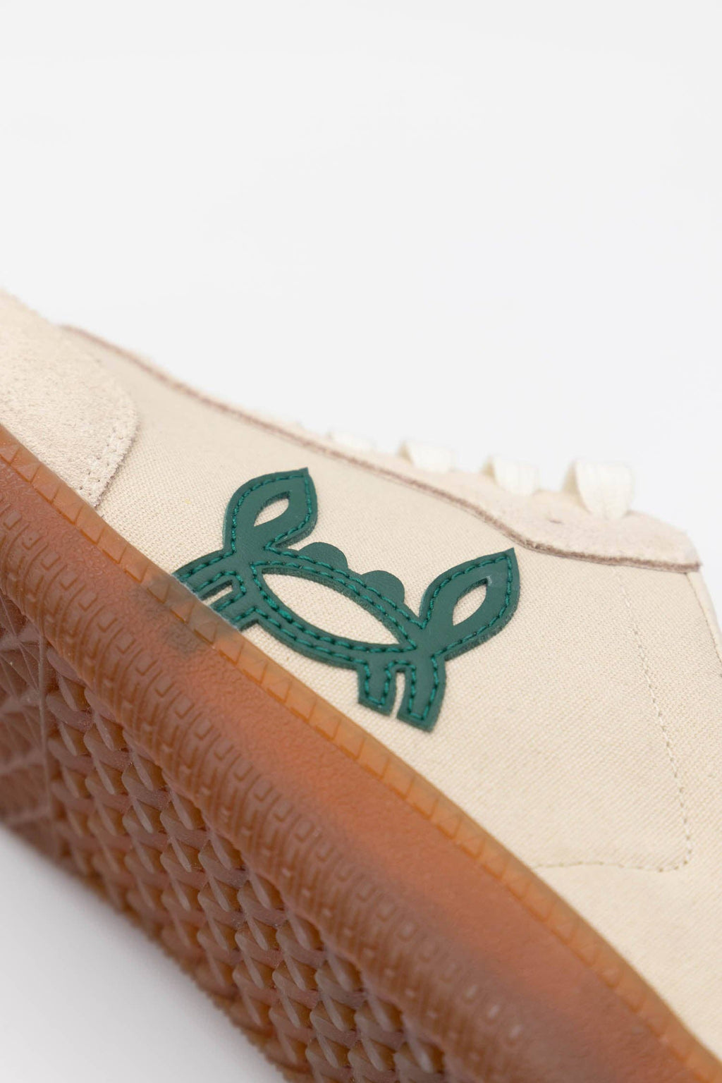 Light Beige Suede Casual Sneakers by Custi Mikelo with Interchangeable Laces