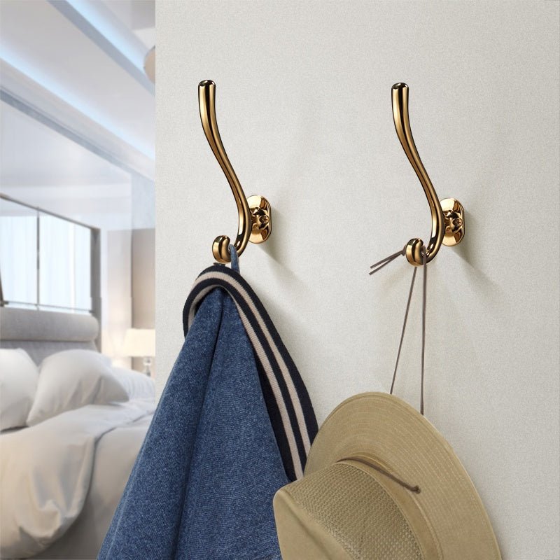 Elegant Gold Metal Hanger - LUXONAS