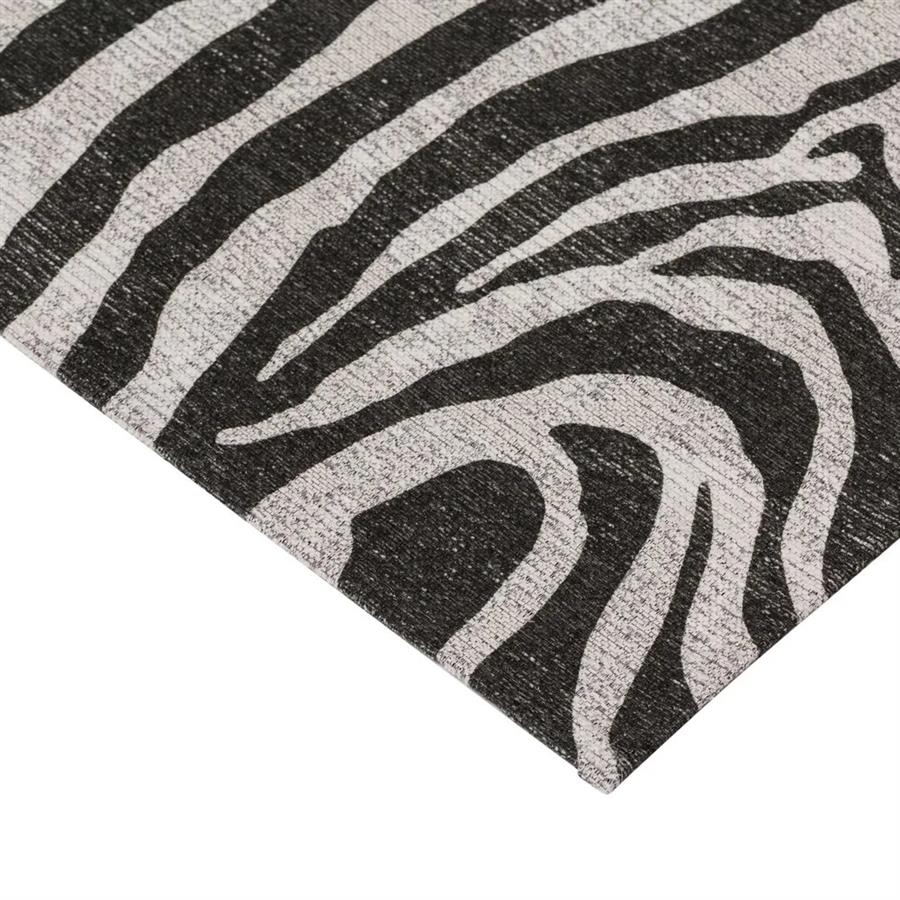Geometric Zebra Pattern Carpet - LUXONAS