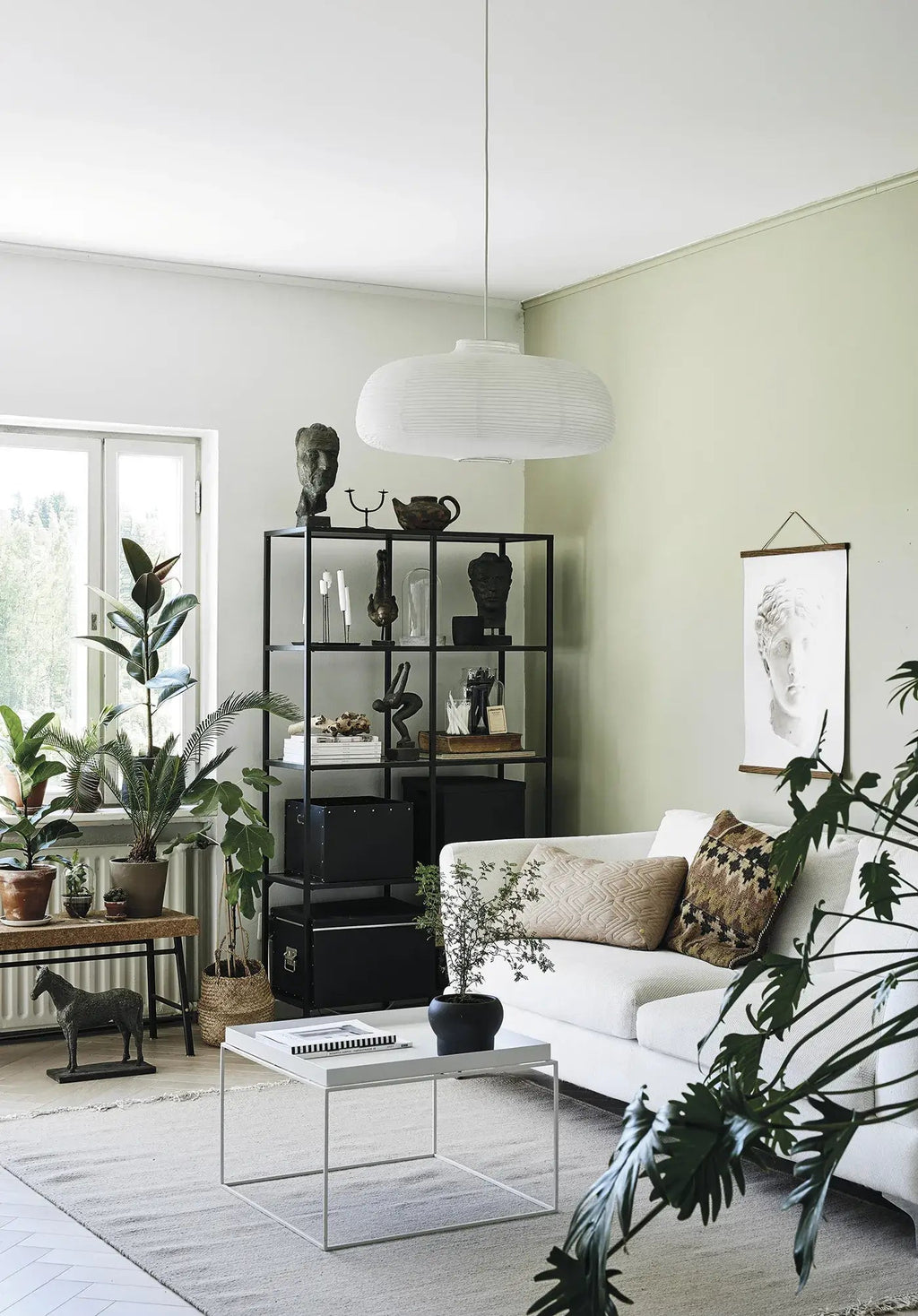 Green Home Book - LUXONAS