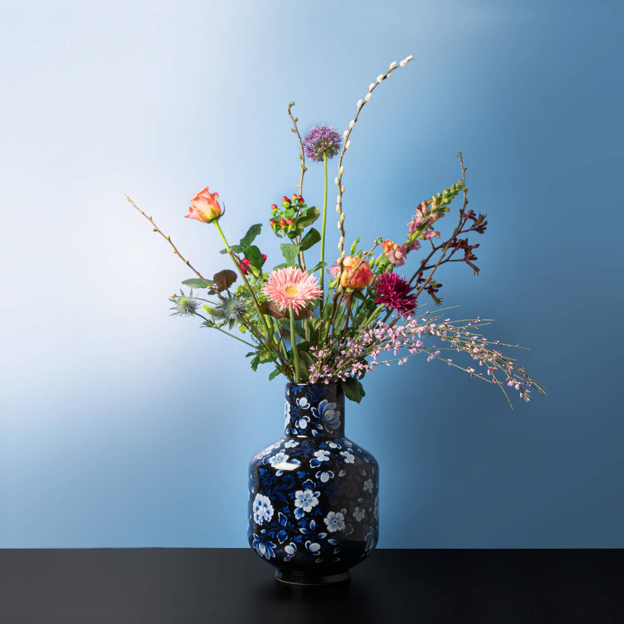 High Ball Vase Allover Flower Blue - LUXONAS