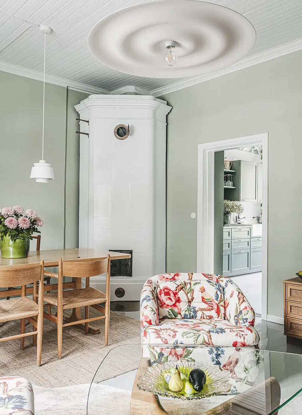 Home Made - Secrets To Timeless Interiors - LUXONAS