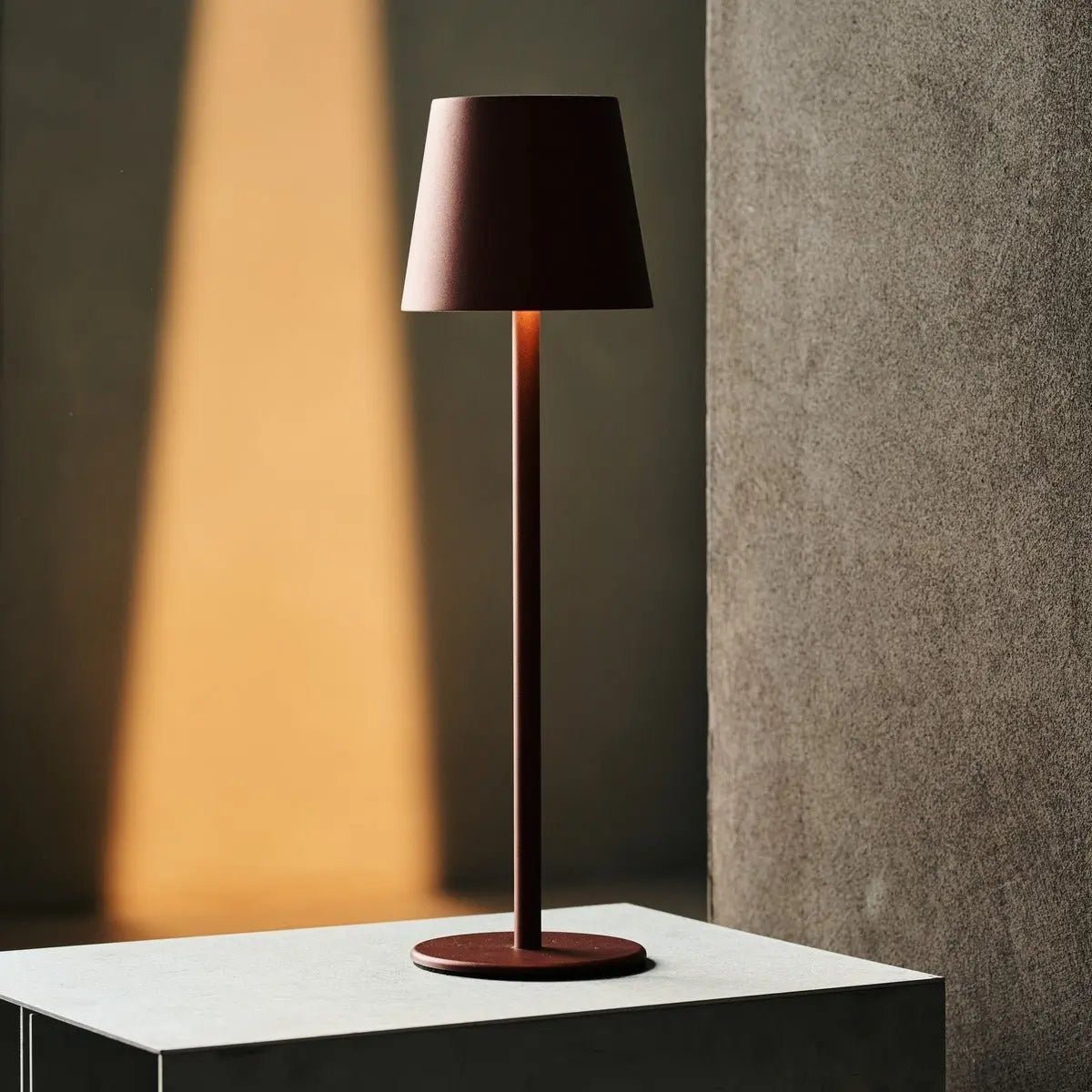 Jasper Bronze Wireless Lamp with Battery | Dimmable & 3 Light Stages - LUXONAS HOME