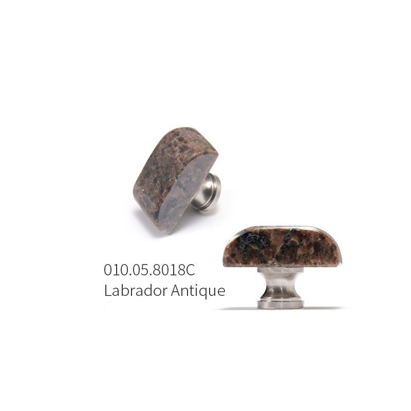Knob 0108018C Labrador Antique