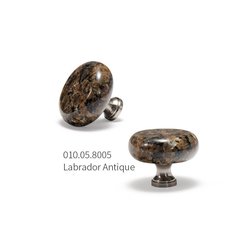 Labrador Antique Knob 0108005