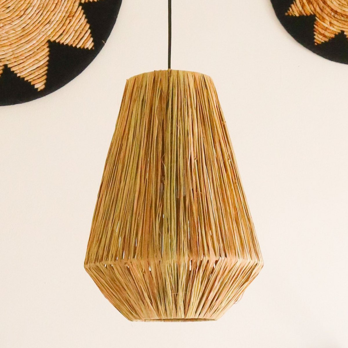 Lampshade Ceiling Lamp Pendant round ENDAH made from Raffia - LUXONAS HOME