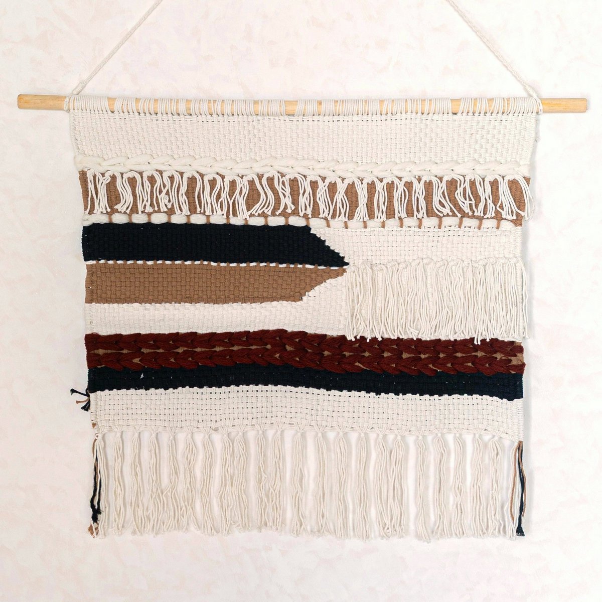 Large Macrame Wall Hanging – Woven Boho Wall Decor – Modern Cotton Wall Hanging Natural Material – Handwoven Wall Decor 120x95 cm UDARA - LUXONAS HOME