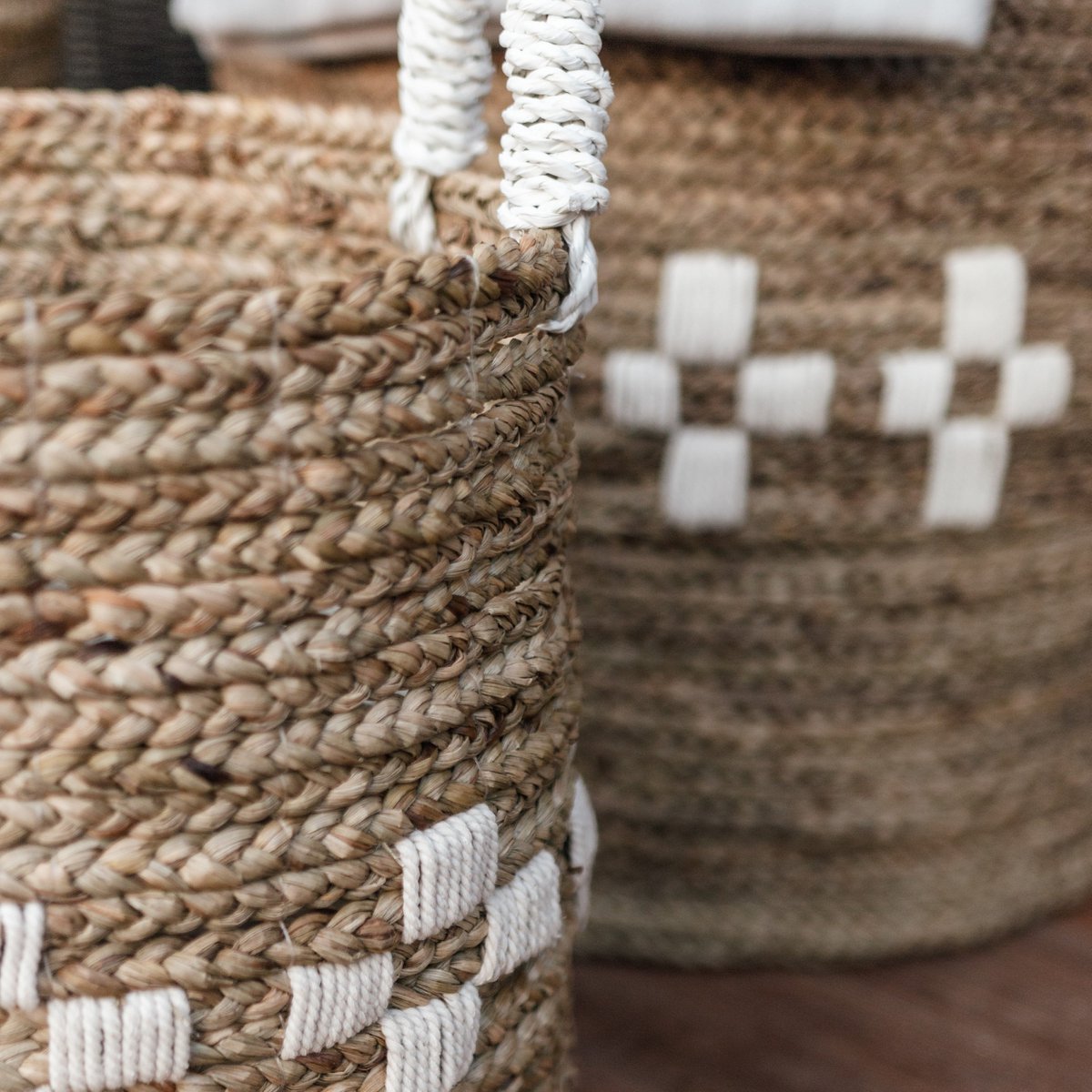 Laundry Basket LAWANG | Plant Basket | Storage Basket made from Seagrass (3 sizes) - LUXONAS HOME