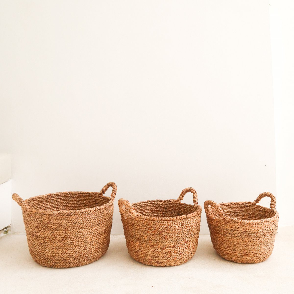 Laundry Basket | Plant Basket | Storage Basket SAMU made from Water Hyacinth (3 sizes) - LUXONAS HOME