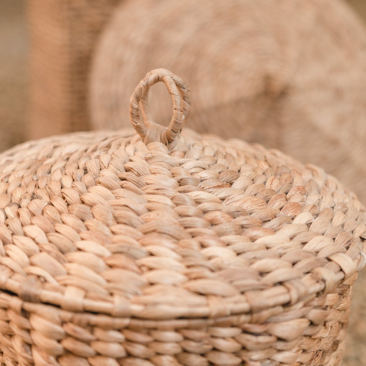 Laundry Basket with Lid GARUT made from Water Hyacinth (3 sizes) - LUXONAS HOME