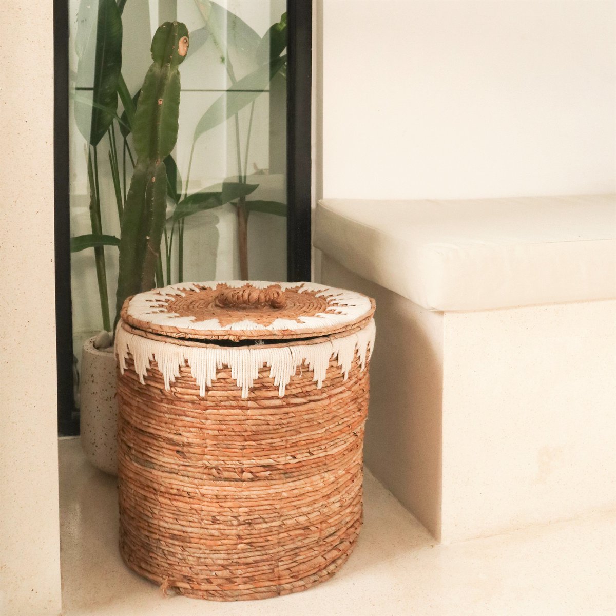 Laundry Basket with Lid Handwoven from Banana Fibre EMPAT Large Decorative Hamper Basket with White Cotton Macramé (2 sizes) - LUXONAS HOME