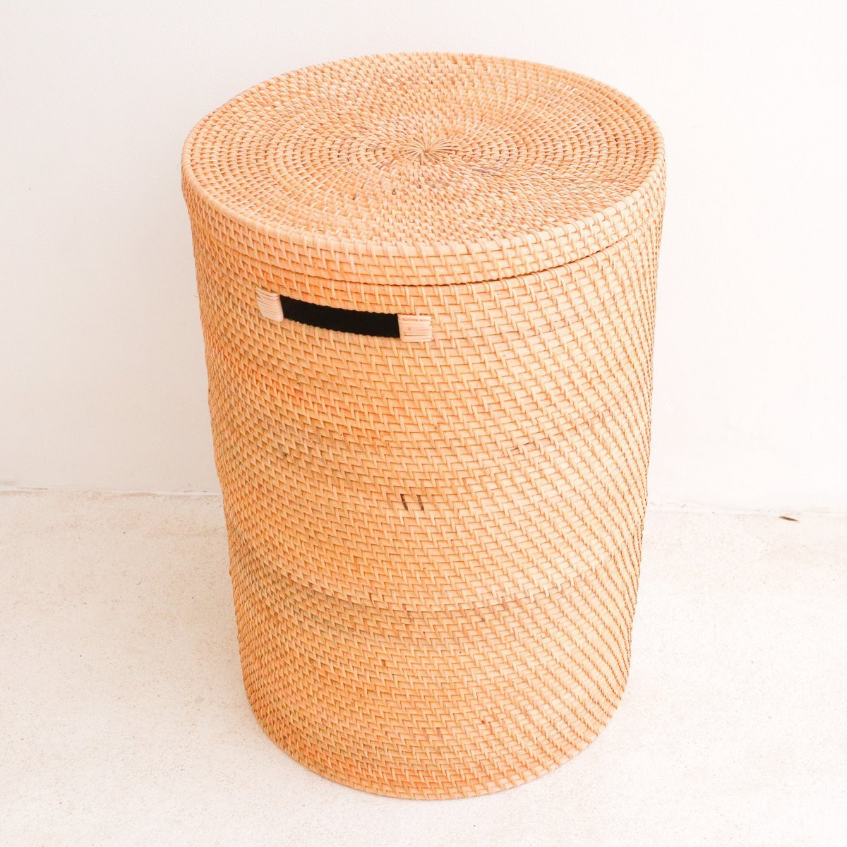 Laundry Basket with Lid Storage Basket made from Rattan SARI (2 sizes) - LUXONAS HOME