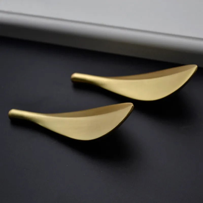 Leaf Handle Knob - LUXONAS