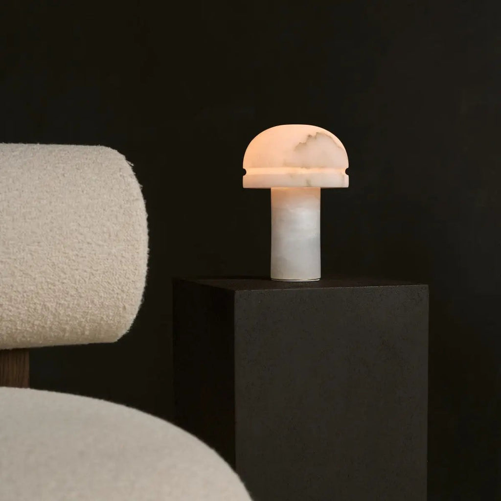 Leonardo Stylish Alabaster Lamp | Elegant Lighting - LUXONAS HOME