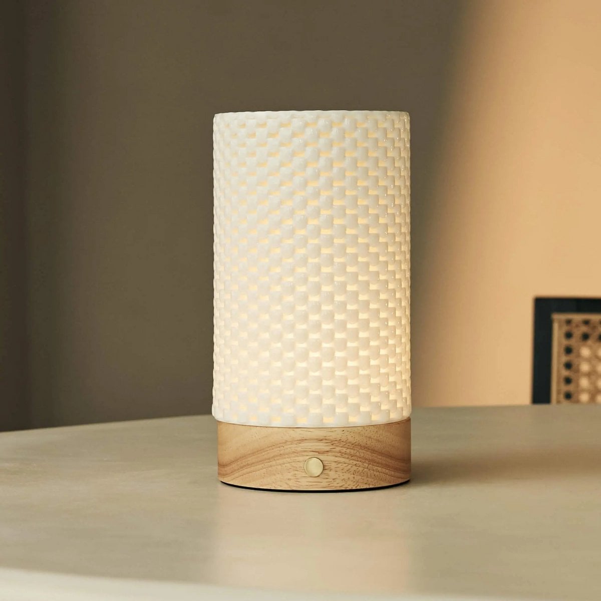 Luna Light Brown Wooden Rechargeable Table Lamp | 3D - Printed Porcelain, Dimmable & Up to 100 Hours of Battery Life - LUXONAS HOME