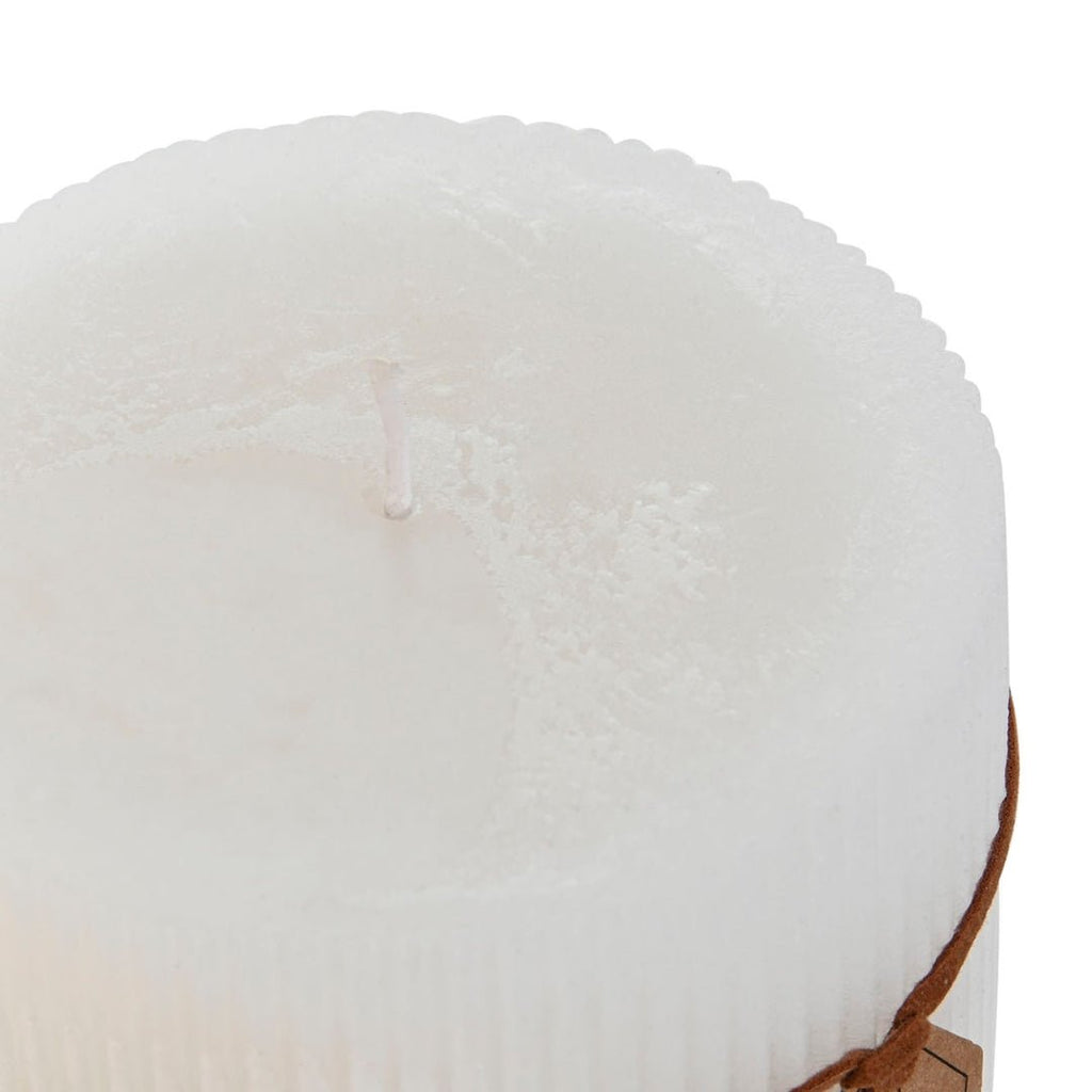 Medium White Grated Candle - LUXONAS