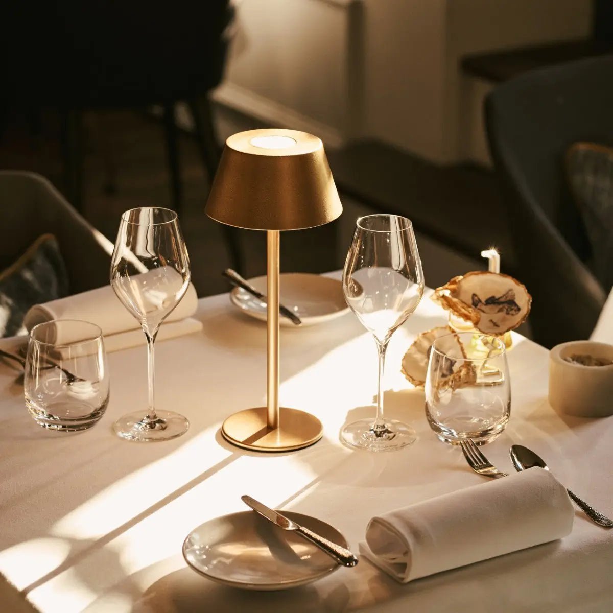 Milou Gold Table lamp without Cable | Modern, Design & 3 Light modes - LUXONAS HOME