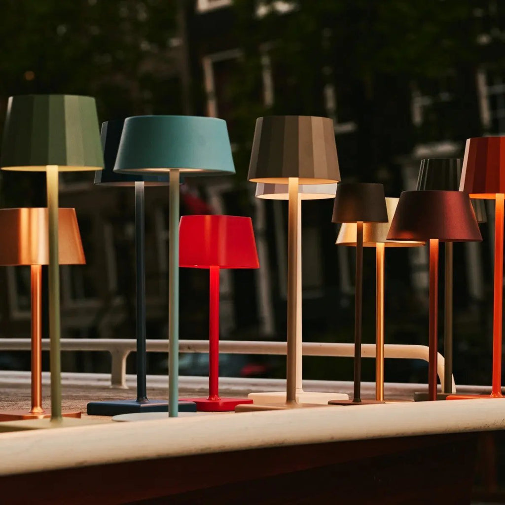 Milou Gold Table lamp without Cable | Modern, Design & 3 Light modes - LUXONAS HOME