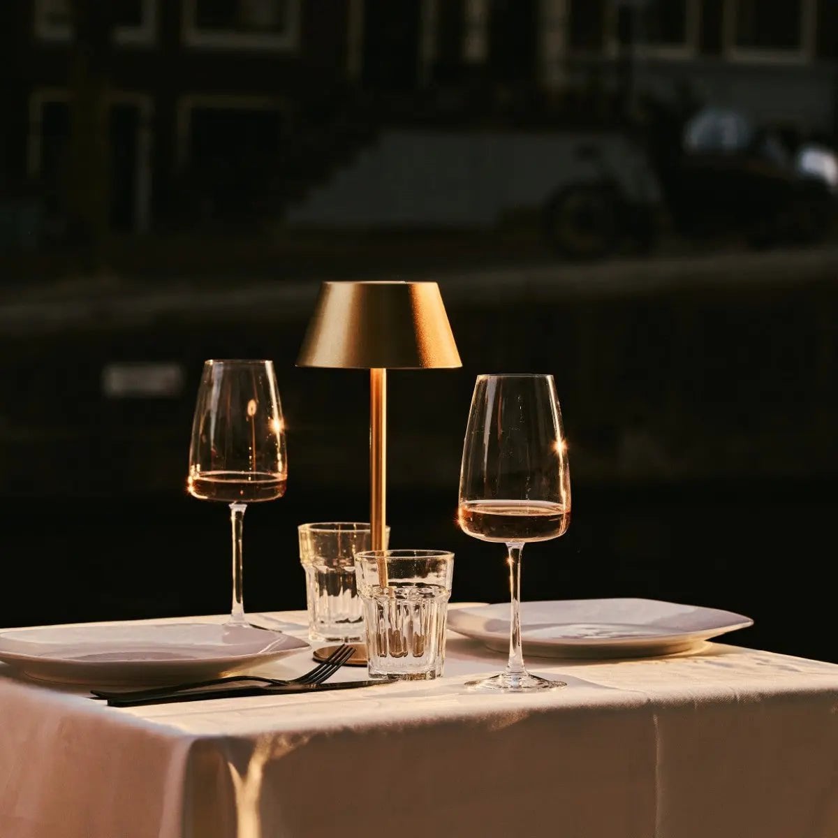 Milou Gold Table lamp without Cable | Modern, Design & 3 Light modes - LUXONAS HOME