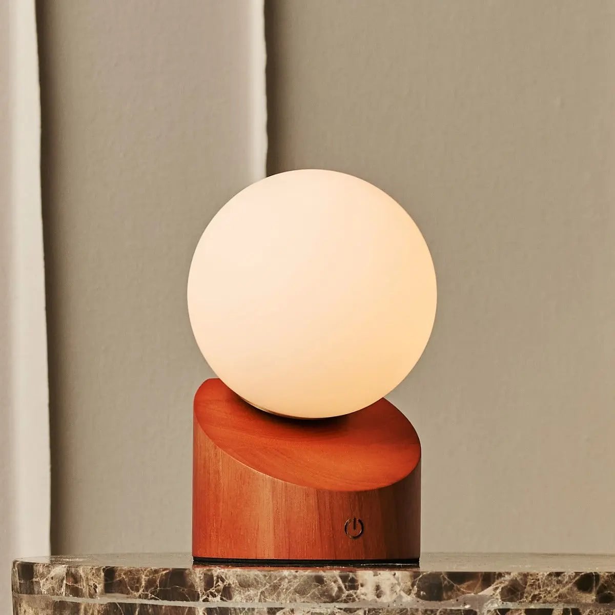 Morris Chestnut Brown Rechargeable Lamp | Stylish, Cordless & Sustainable Design - LUXONAS HOME
