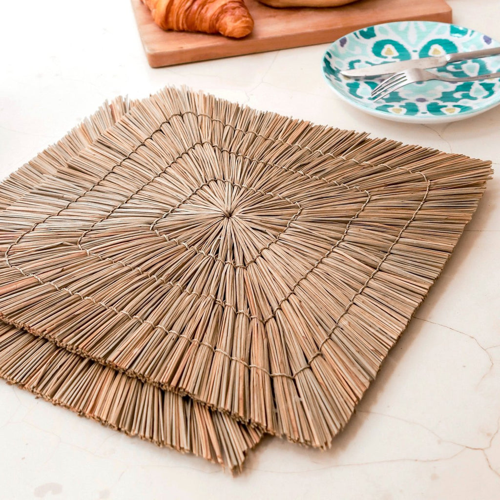 Placemat (Set of 2, 4 or 6), 36 cm | Table Mat VARNA (natural) made of Seagrass - LUXONAS HOME