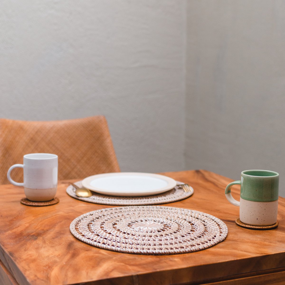 Placemat (Set of 2, 4, or 6) ILUH 35 cm | Boho Table Mat made of Rattan - LUXONAS HOME