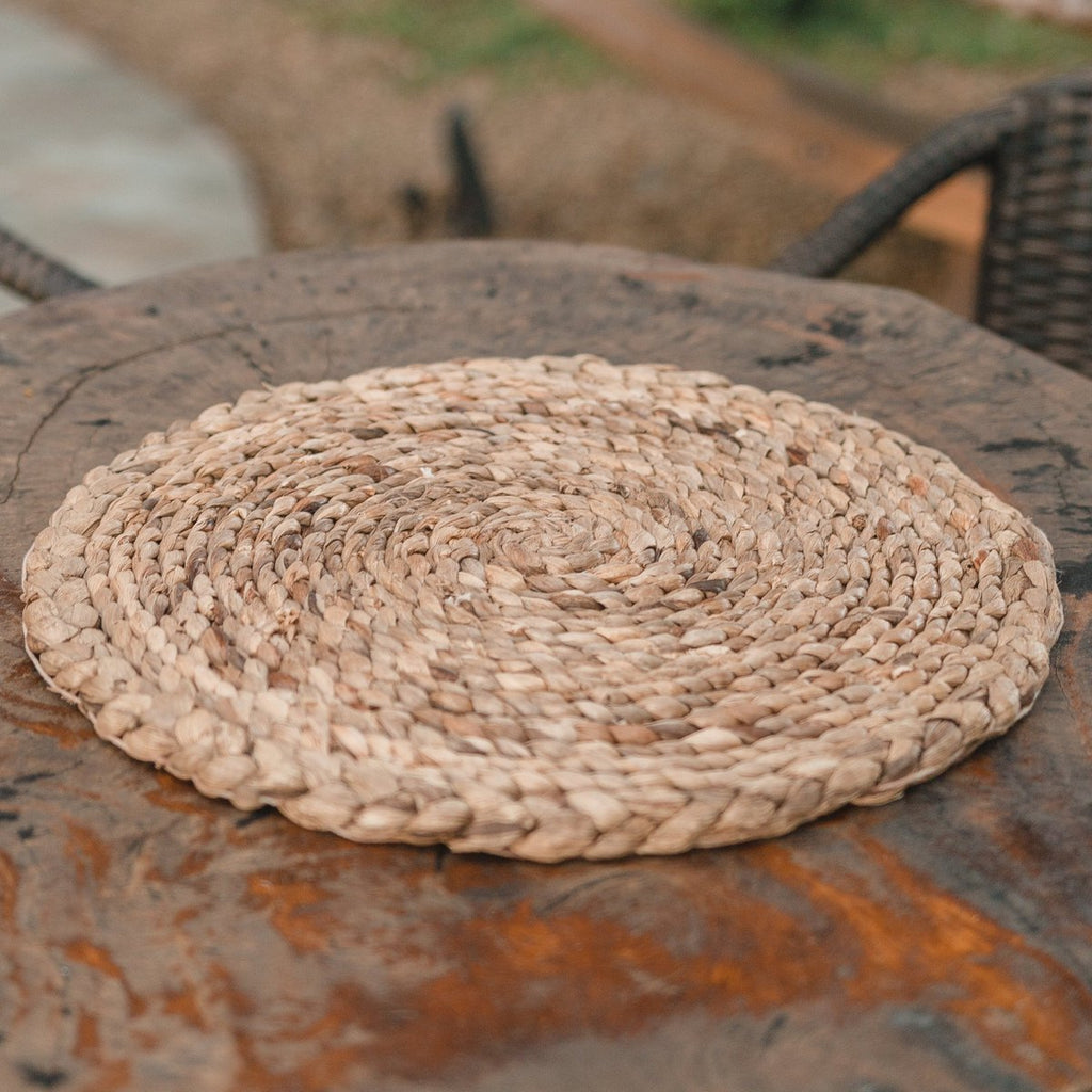 Placemat (Set of 2, 4 or 6) PANDAWA 38 cm | Boho Table Mat made of Water Hyacinth - LUXONAS HOME