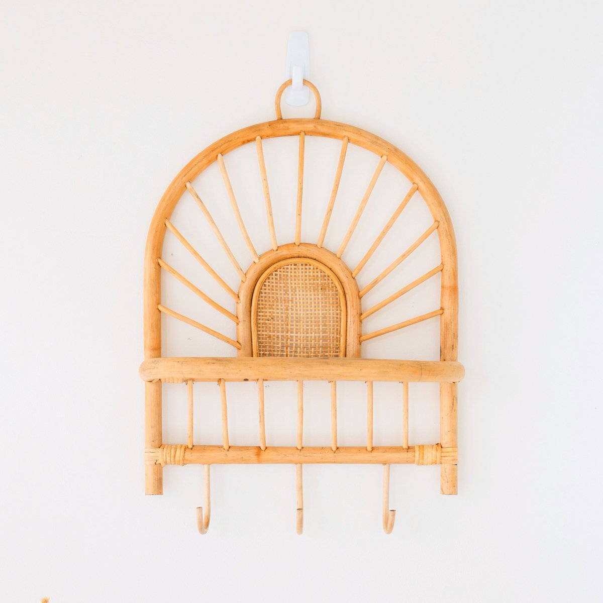 Rattan Wall Shelf – Small Boho Wall Shelf – Hanging Rattan Shelf – Coat or Key Hook – Handmade Shelf Made of Rattan (41x53 cm) BANTEN - LUXONAS HOME