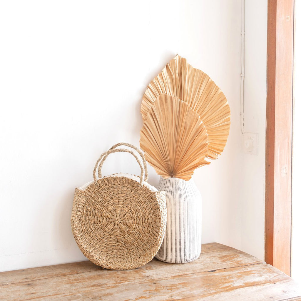 Round Bag Made from Woven Seagrass MENARA - LUXONAS HOME
