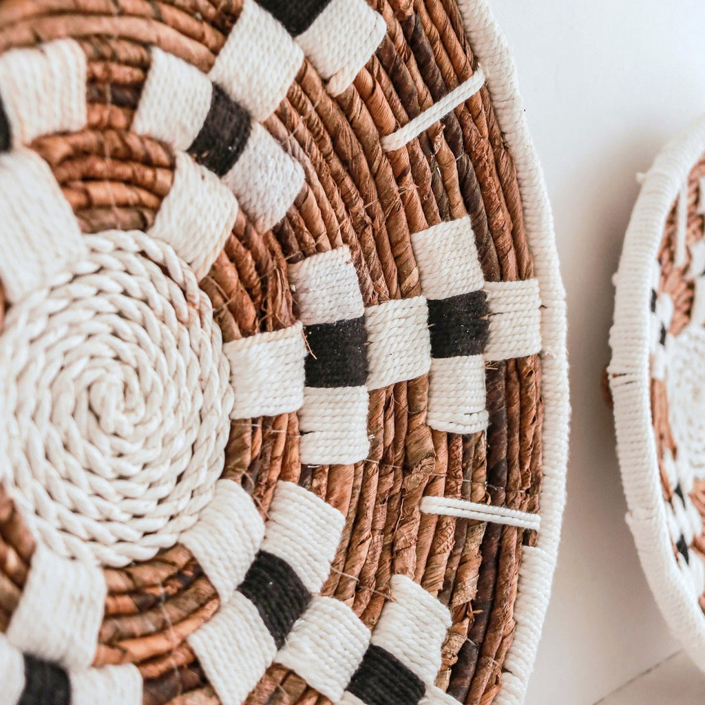 Round Boho Wall Basket or Flat Bowl TAMAN made of Banana Fibre (30 cm S / 40 cm M) - LUXONAS HOME