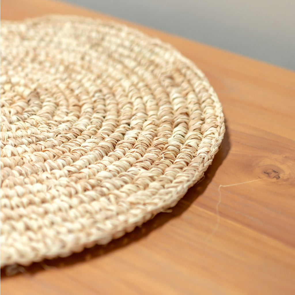 Round Raffia Placemat (Set of 2, 4, or 6) URUP - LUXONAS HOME